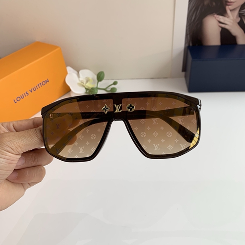 ルイヴィトンサングラス側面デザイン